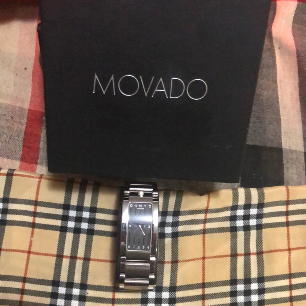 MOVADO ELLIPCA QUART BLACK DIAL